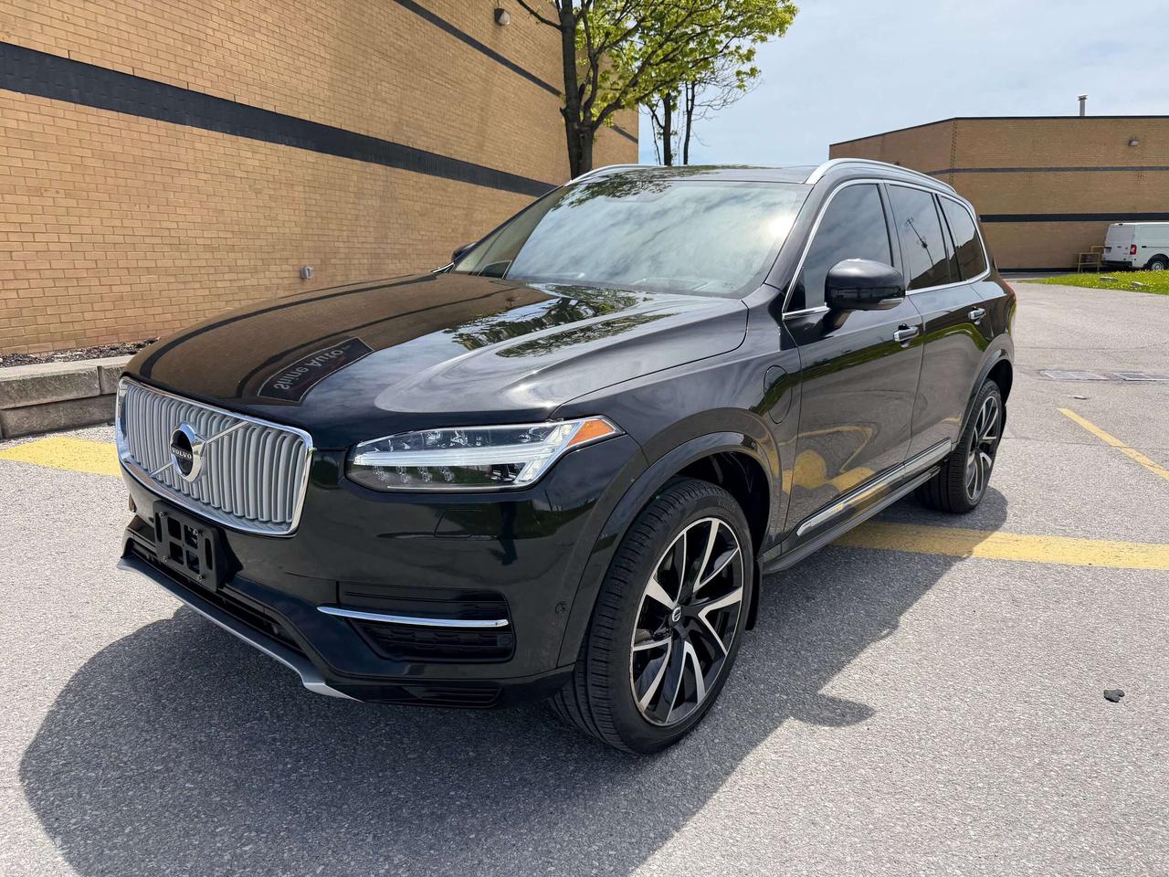 2019 Volvo XC90 T8 eAWD Plug-In Hybrid Inscription Clean Carfax Photo4