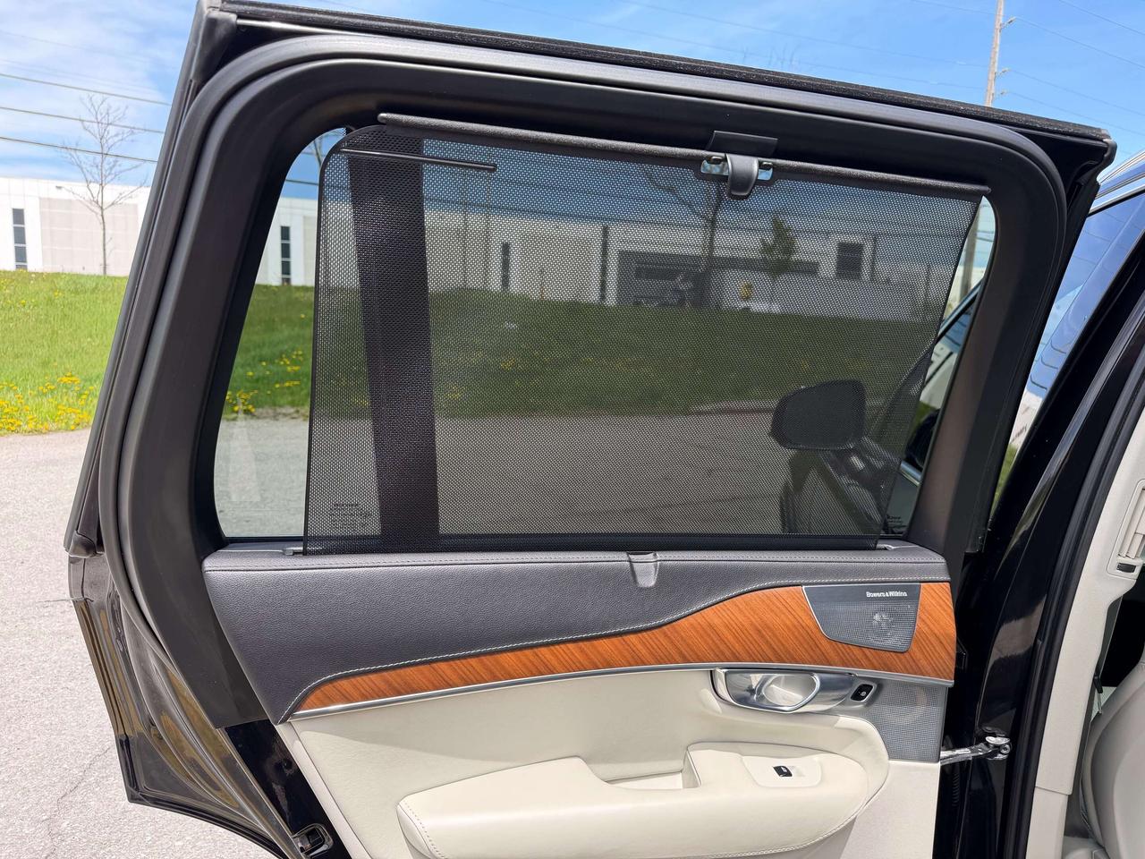 2019 Volvo XC90 T8 eAWD Plug-In Hybrid Inscription Clean Carfax Photo