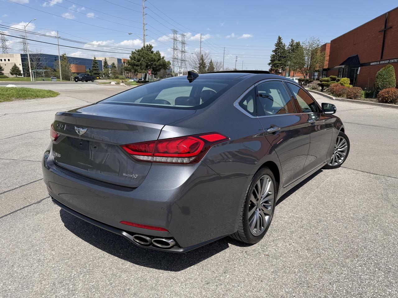 2015 Hyundai Genesis Sedan 5.0 AWD Ultimate Leather Heads Up Cooled Seat Photo