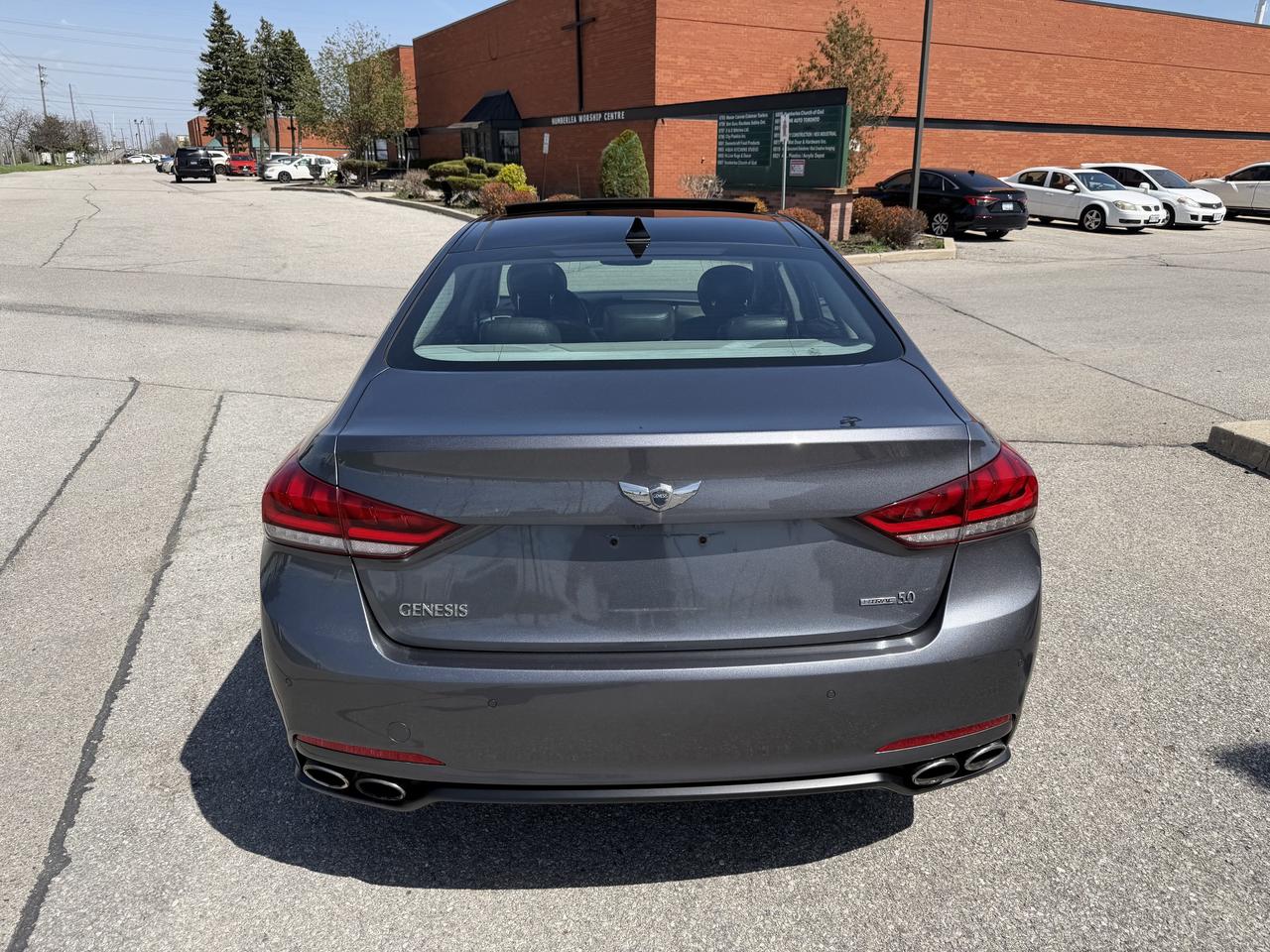 2015 Hyundai Genesis Sedan 5.0 AWD Ultimate Leather Heads Up Cooled Seat Photo