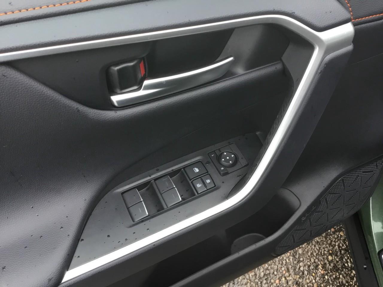 2025 Toyota RAV4 TRAIL Photo