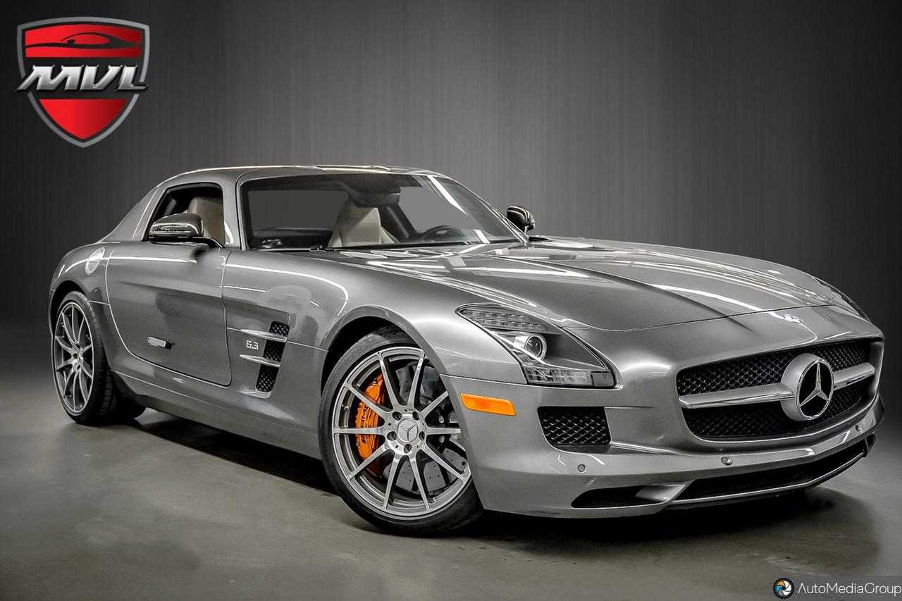 2011 Mercedes-Benz SLS AMG Base SLS AMG 2dr Coupe Photo0