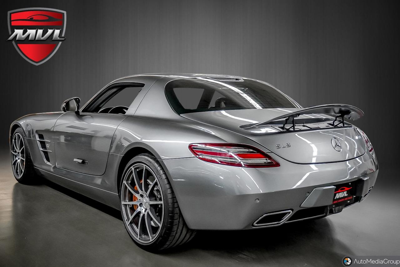 2011 Mercedes-Benz SLS AMG Base SLS AMG 2dr Coupe Photo