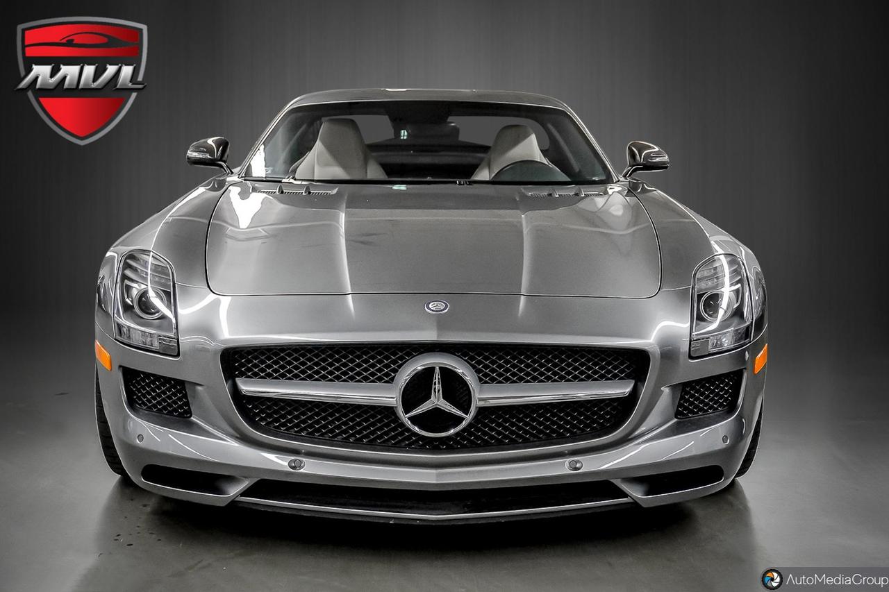 2011 Mercedes-Benz SLS AMG Base SLS AMG 2dr Coupe Photo