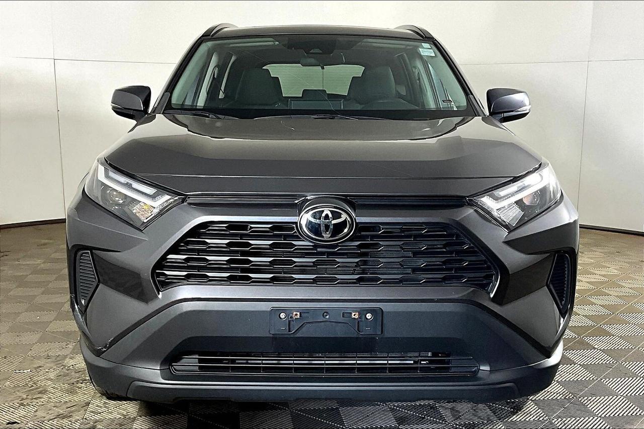 2022 Toyota RAV4 XLE AWD Photo