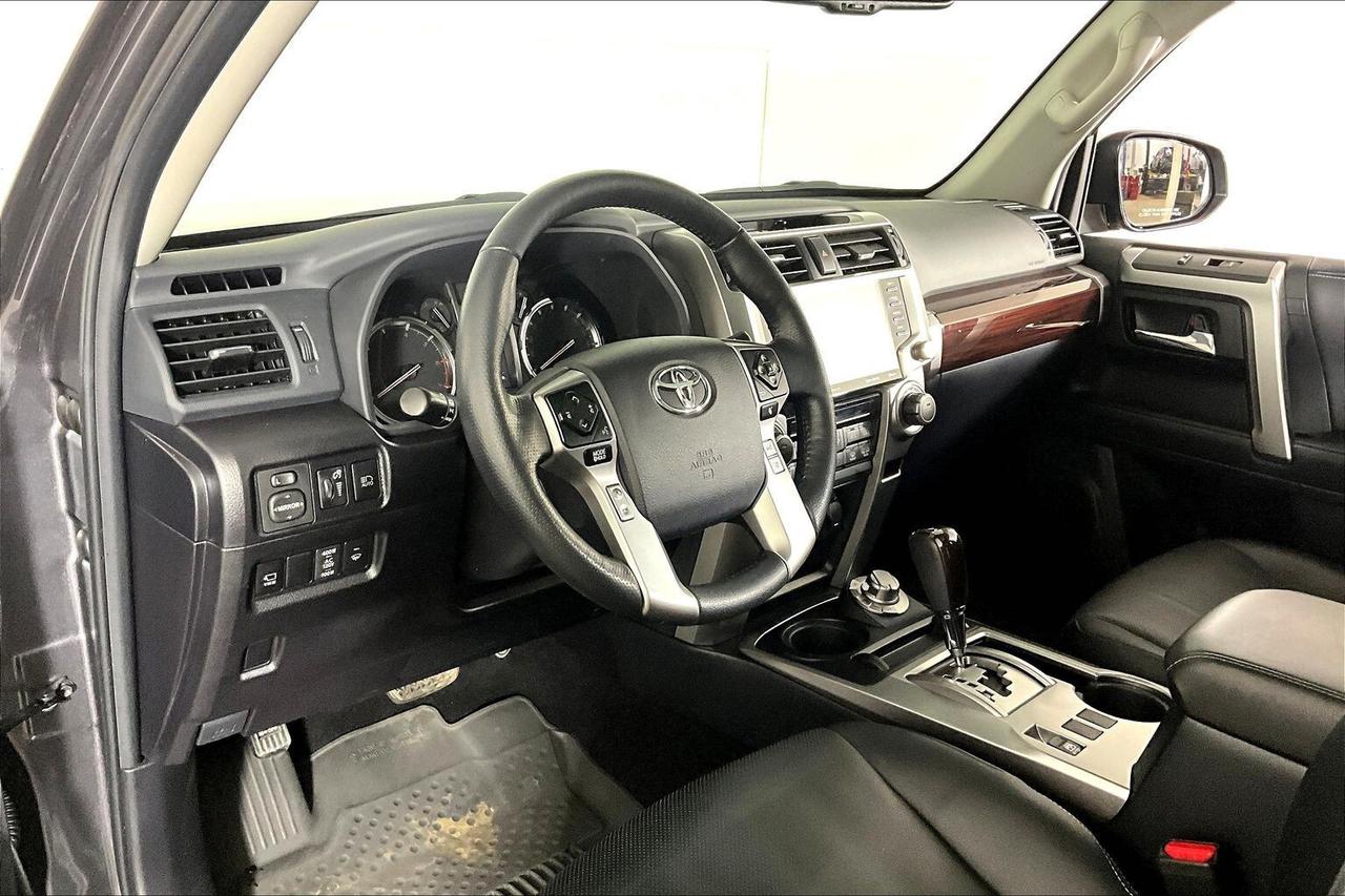 2023 Toyota 4Runner 4WD Photo