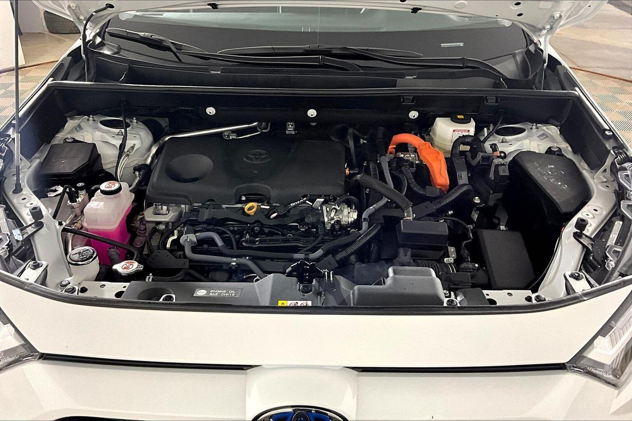 2023 Toyota RAV4 Hybrid XLE AWD Photo