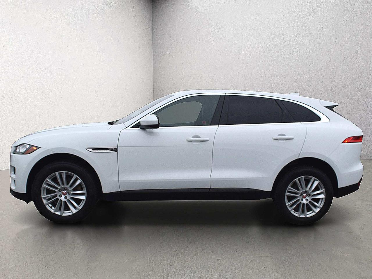 2017 Jaguar F-PACE Prestige Navi Panoramic Sunroof Photo