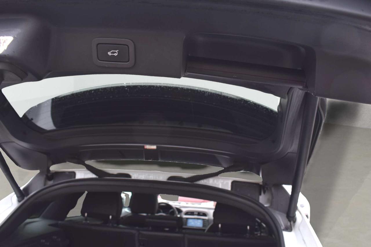 2017 Jaguar F-PACE Prestige Navi Panoramic Sunroof Photo