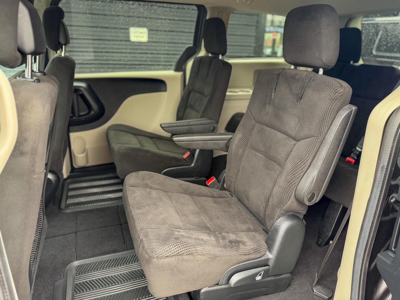 2017 Dodge Grand Caravan SXT/85,324 KM/NO ACCIDENTS/FULL SERVICE RECORDS Photo