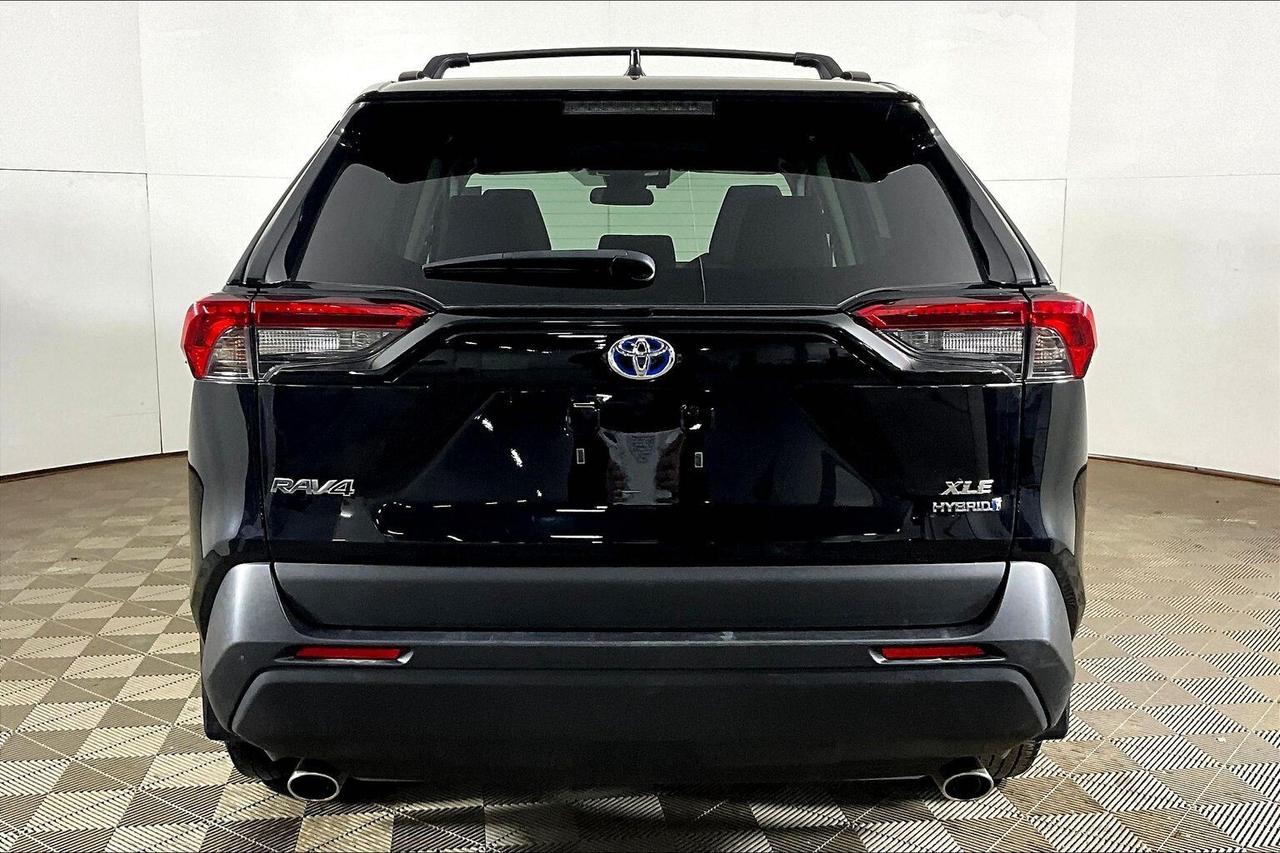 2021 Toyota RAV4 Hybrid XLE AWD Photo