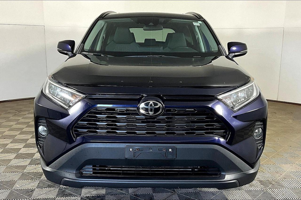 2020 Toyota RAV4 XLE AWD Photo2