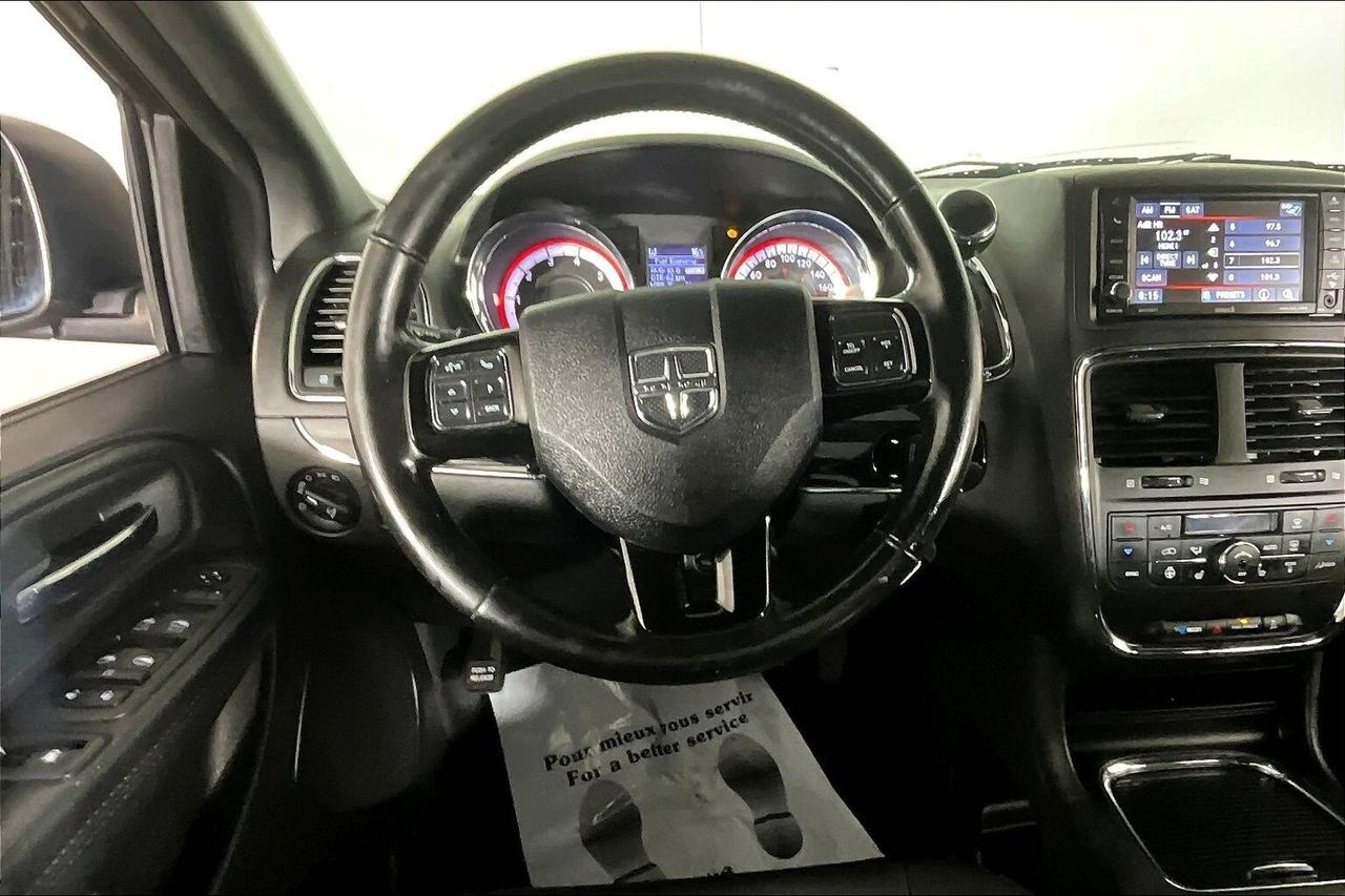 2020 Dodge Grand Caravan Premium Plus 2WD Photo