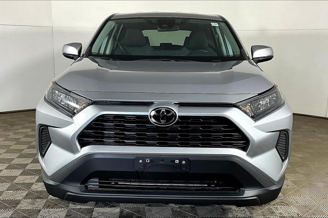 2023 Toyota RAV4 LE AWD Photo