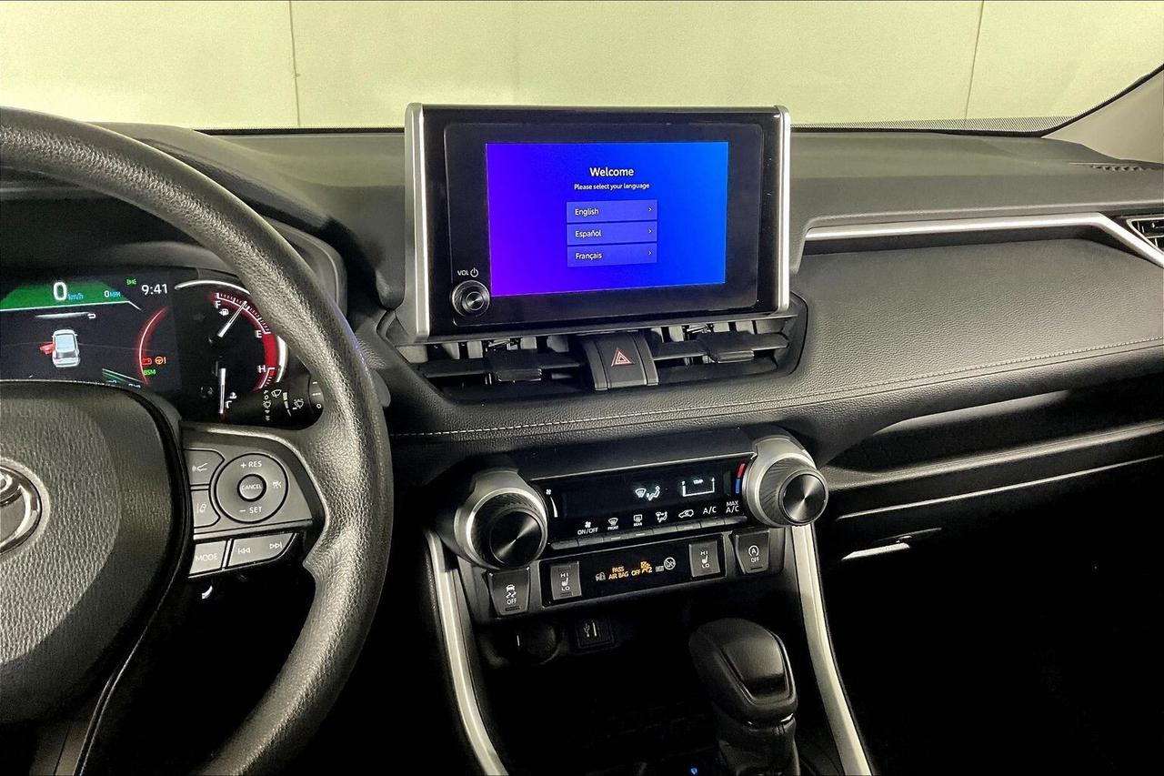 2023 Toyota RAV4 LE AWD Photo