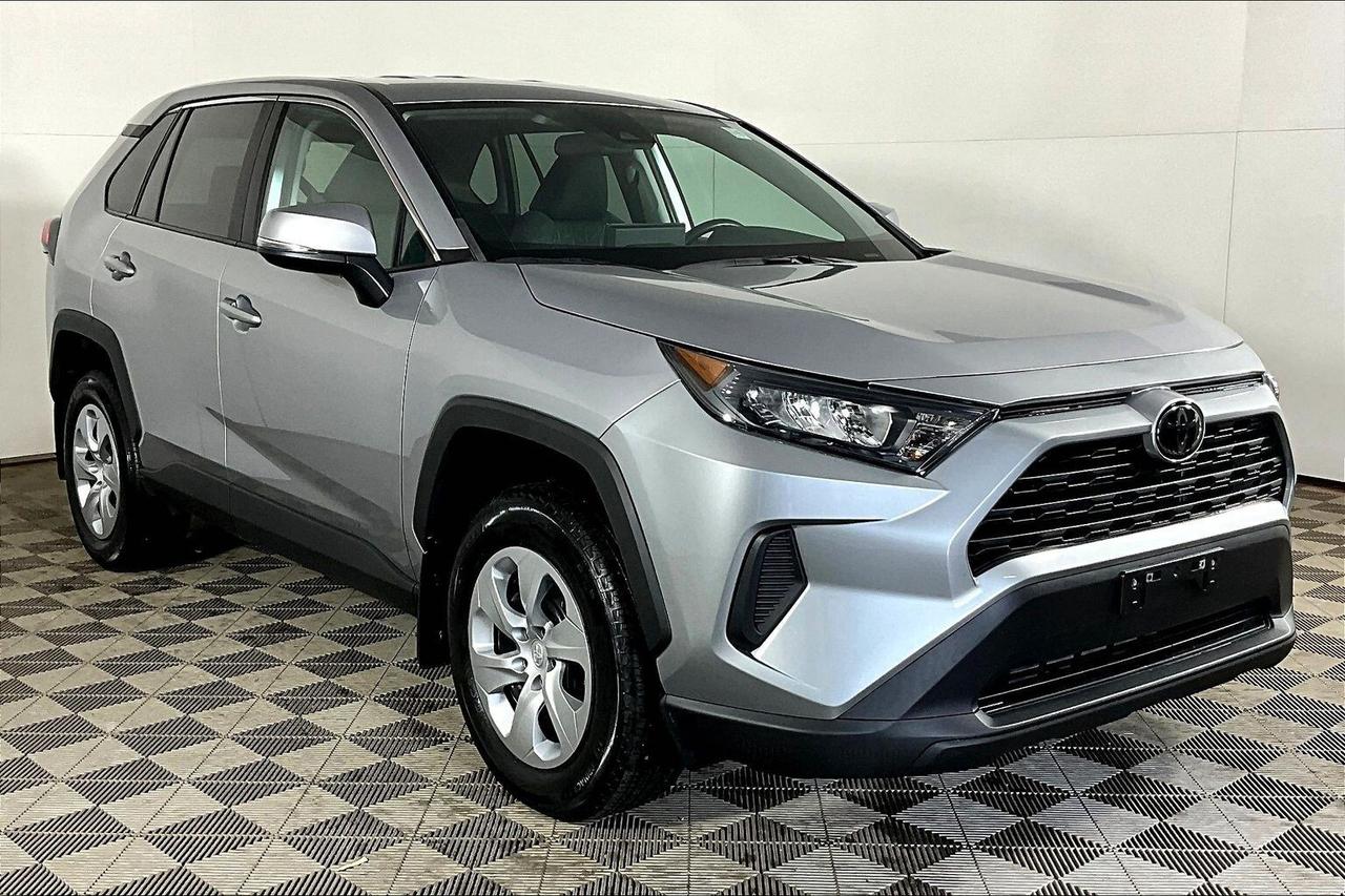 2023 Toyota RAV4 LE AWD Photo