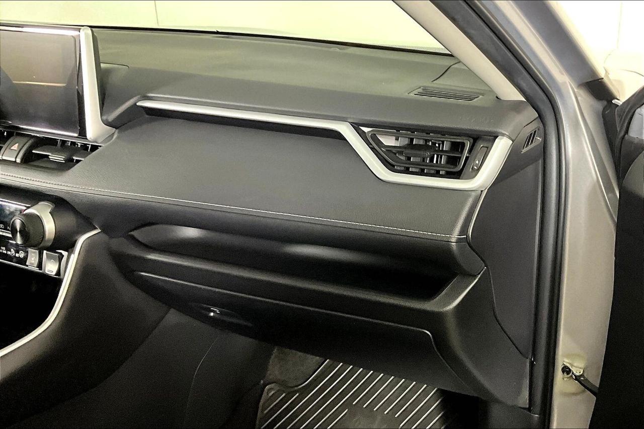 2023 Toyota RAV4 LE AWD Photo