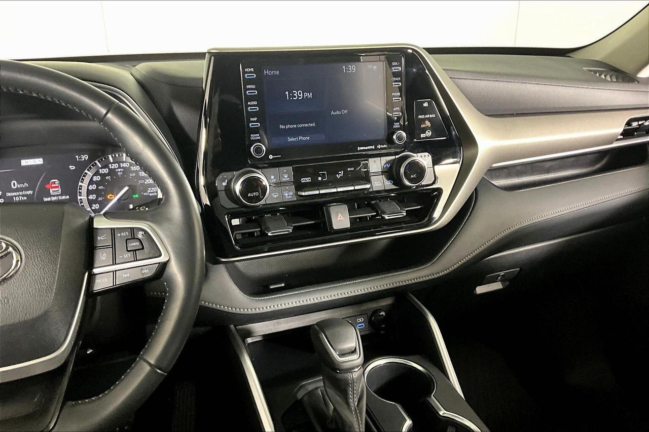 2022 Toyota Highlander XLE AWD Photo