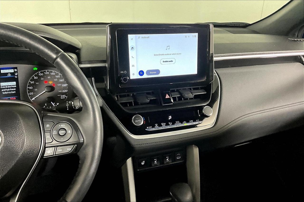 2024 Toyota Corolla Cross HYBRID SE AWD Photo