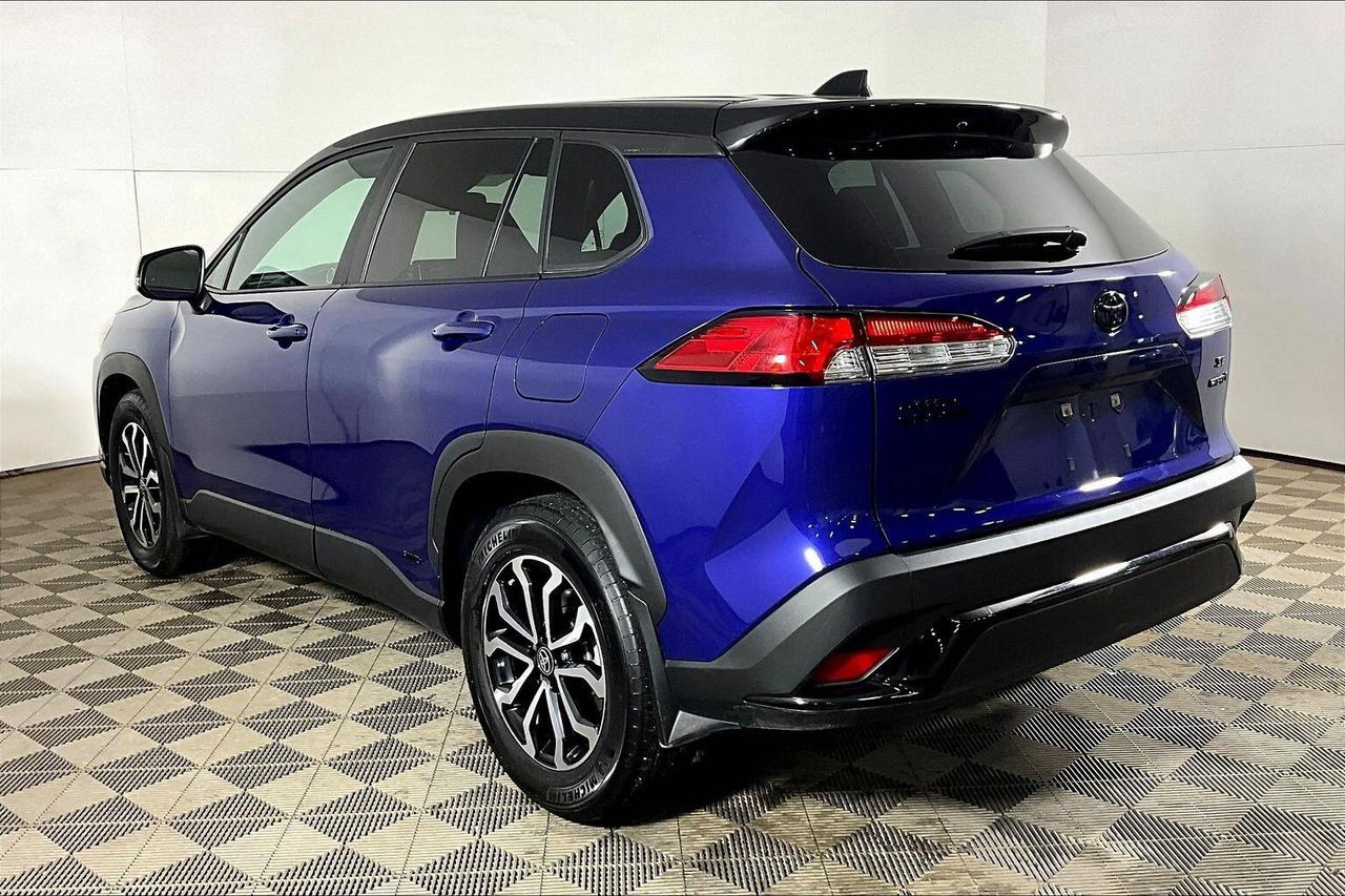 2024 Toyota Corolla Cross HYBRID SE AWD Photo