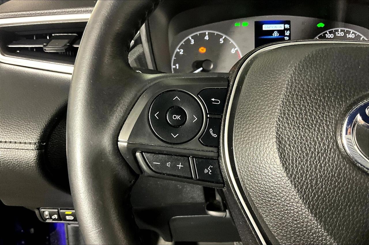 2024 Toyota Corolla Cross HYBRID SE AWD Photo