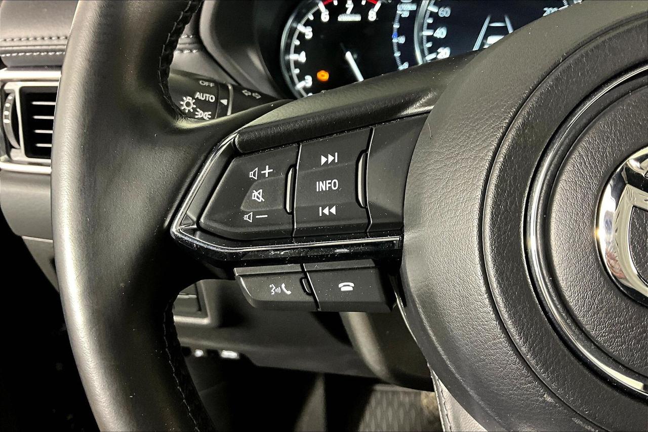 2022 Mazda CX-5 Signature AWD Photo