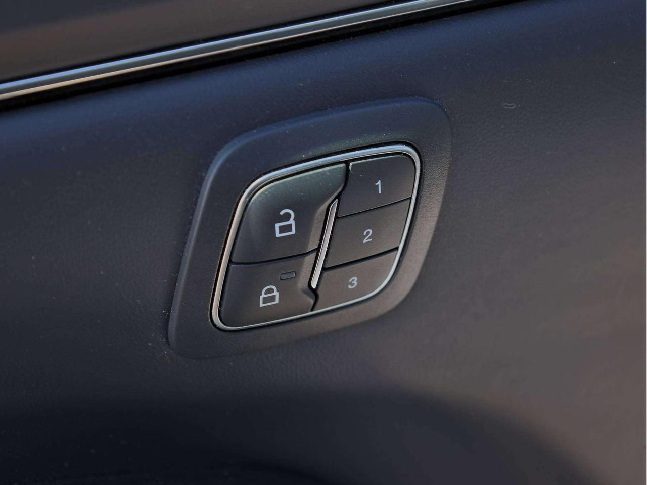 2021 Ford Mustang Mach-E Premium AWD   Pwr Liftgate   Panoramic Roof Photo