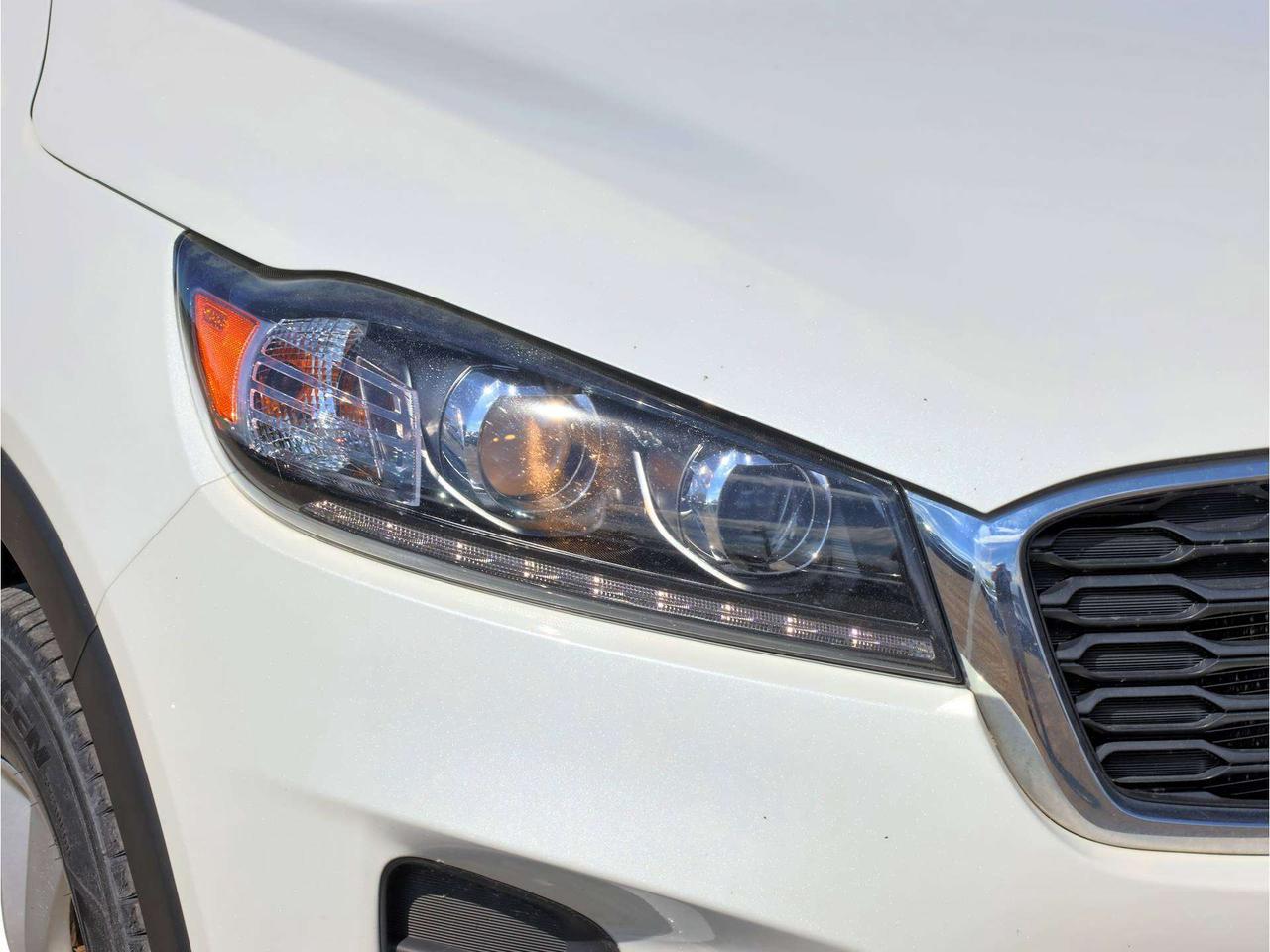 2019 Kia Sorento LX AWD   Htd Steering   Push Start   Android Auto Photo