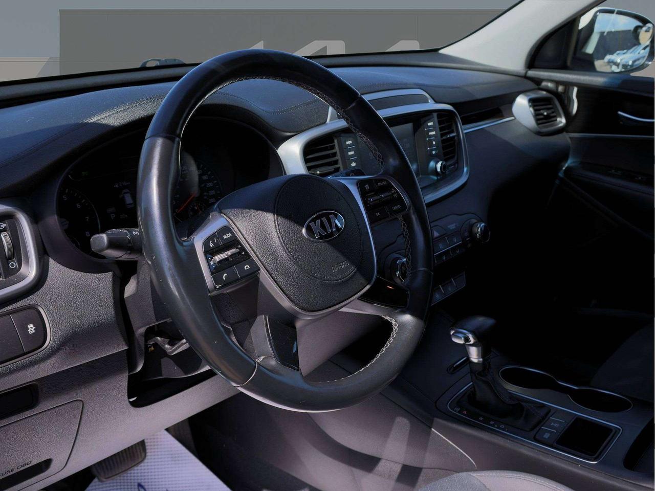 2019 Kia Sorento LX AWD   Htd Steering   Push Start   Android Auto Photo