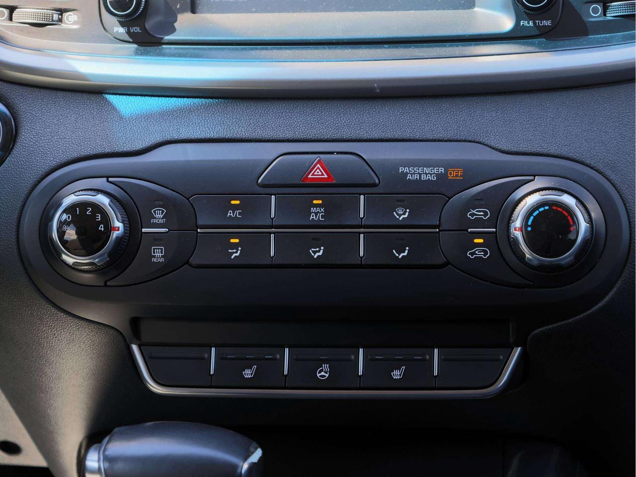 2019 Kia Sorento LX AWD   Htd Steering   Push Start   Android Auto Photo