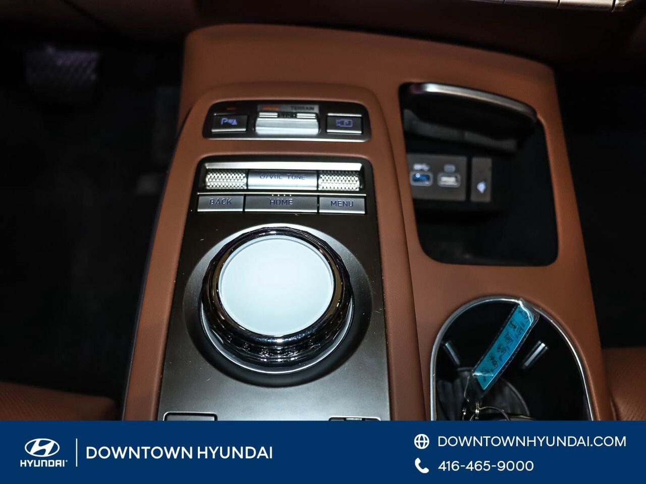 2025 Genesis GV70 2.5T Advanced Plus AWD Photo