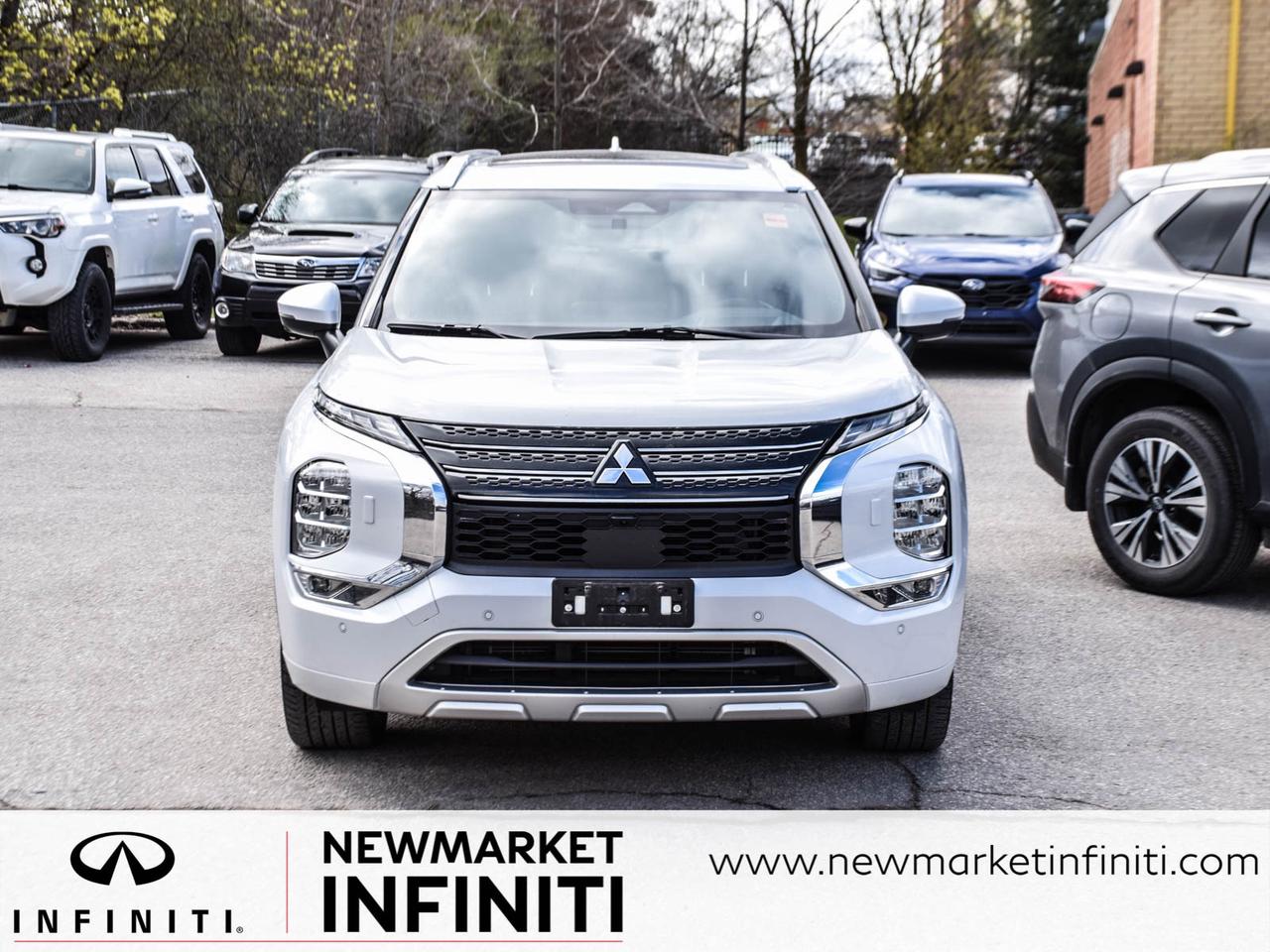 2022 Mitsubishi Outlander ONE OWNER/CLEAN CARFAX/7 PASS/FULLY LOADED! Photo