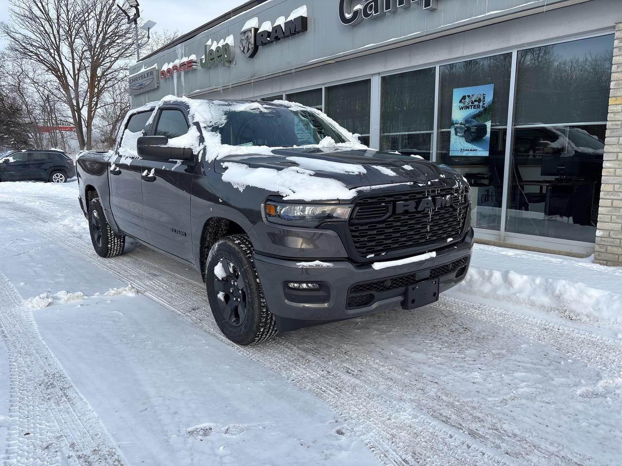 2025 RAM 1500 TRADESMAN Photo2