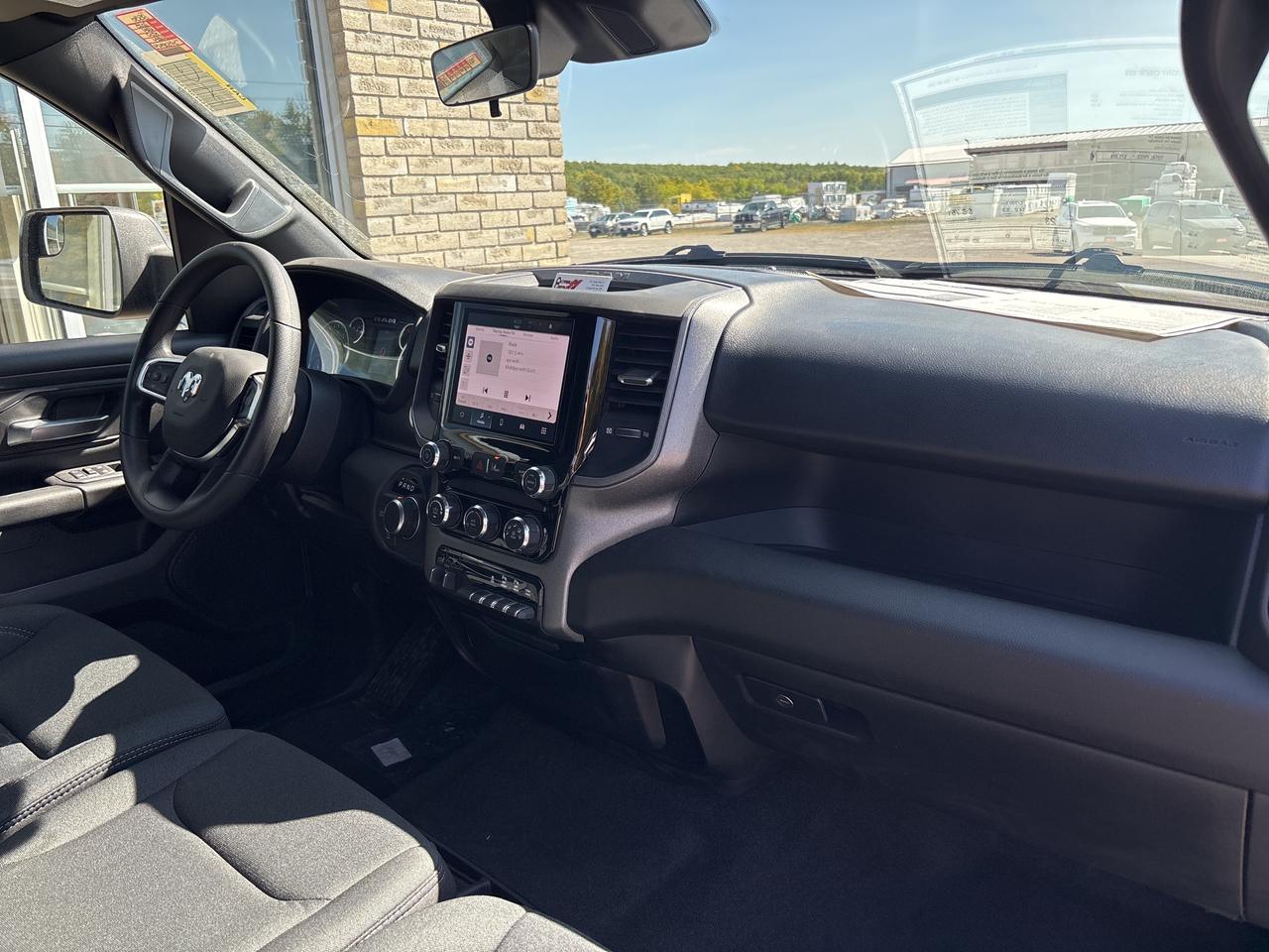 2025 RAM 1500 TRADESMAN Photo
