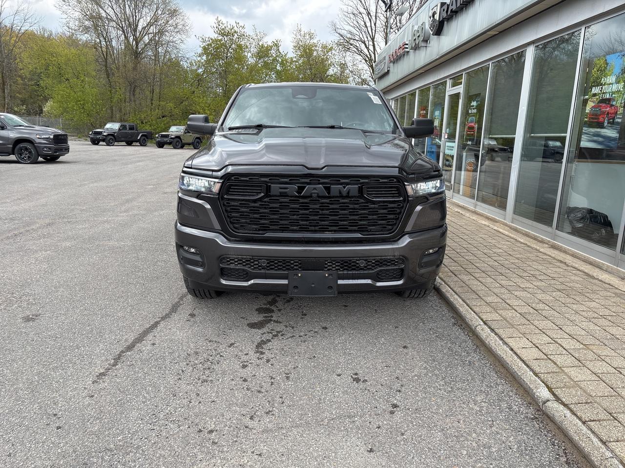 2025 RAM 1500 TRADESMAN Photo