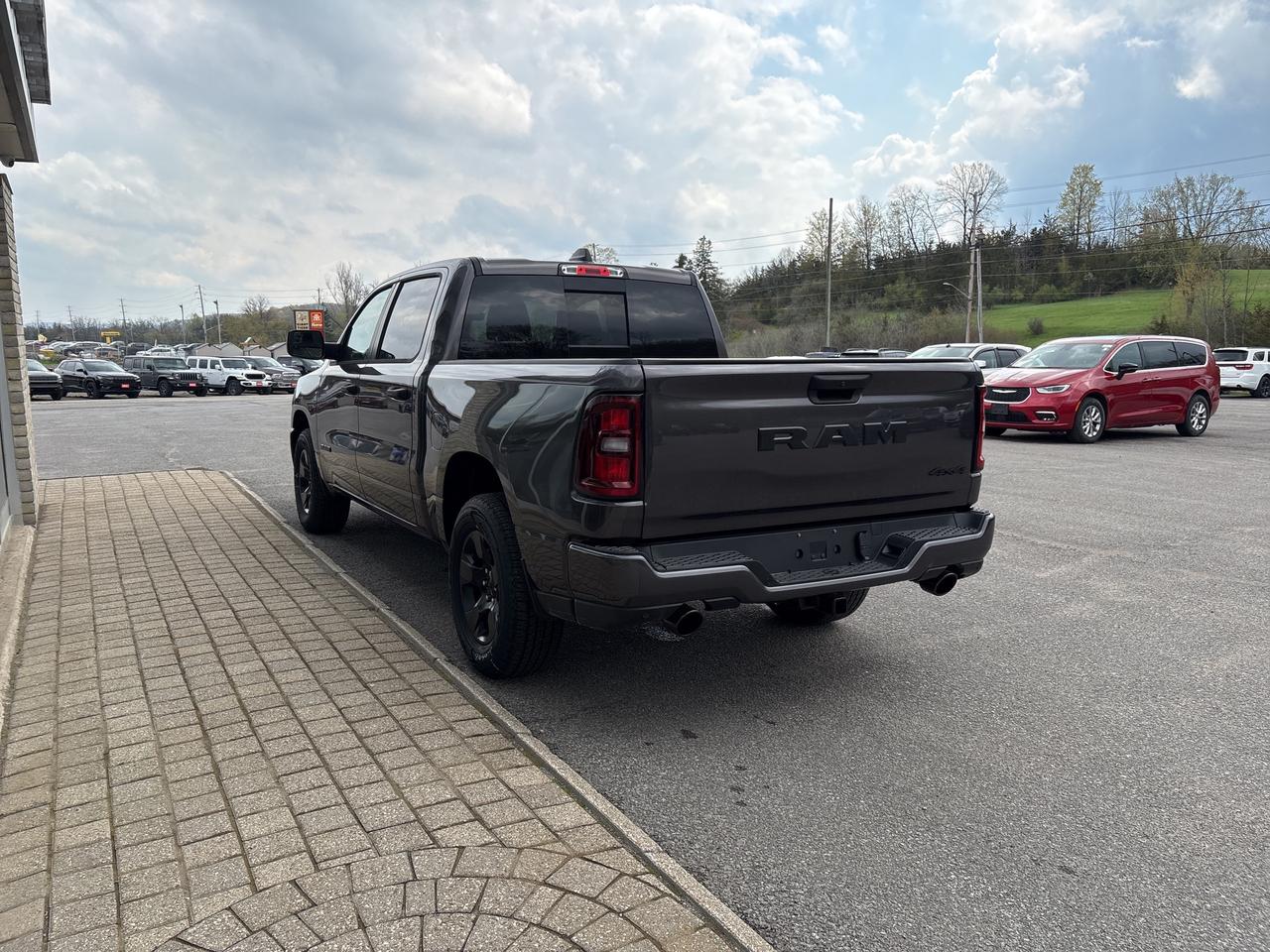 2025 RAM 1500 TRADESMAN Photo