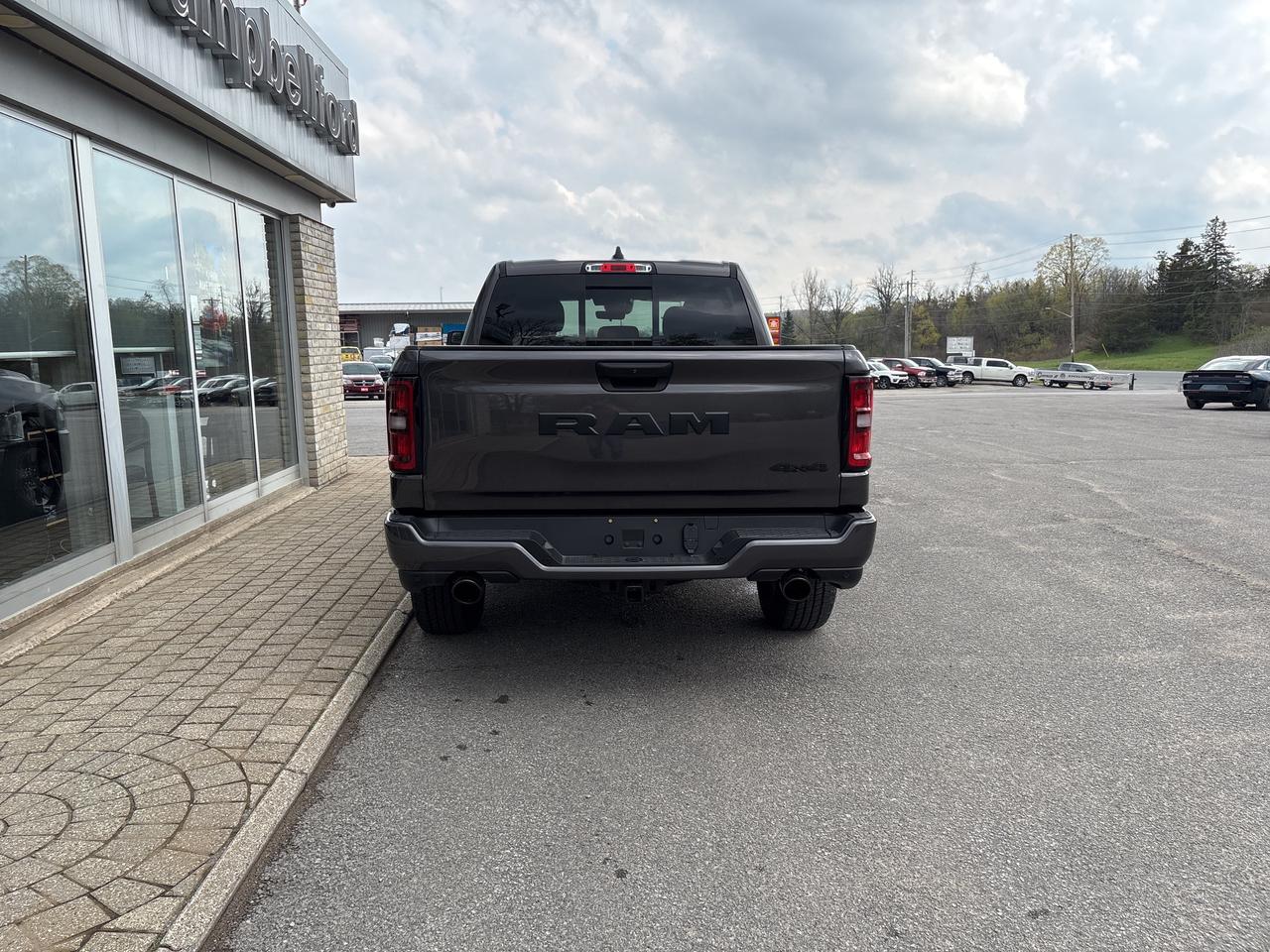 2025 RAM 1500 TRADESMAN Photo