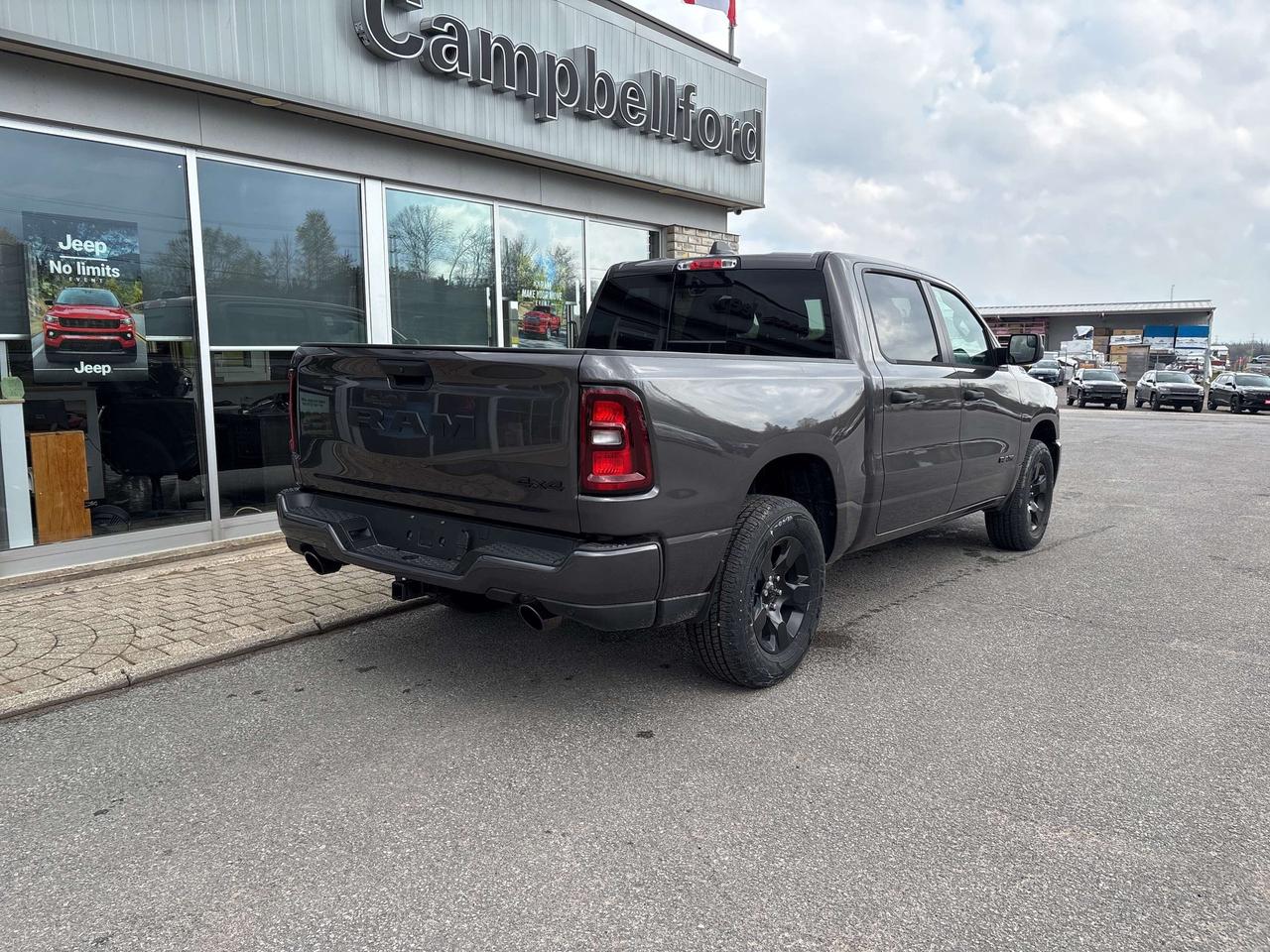 2025 RAM 1500 TRADESMAN Photo