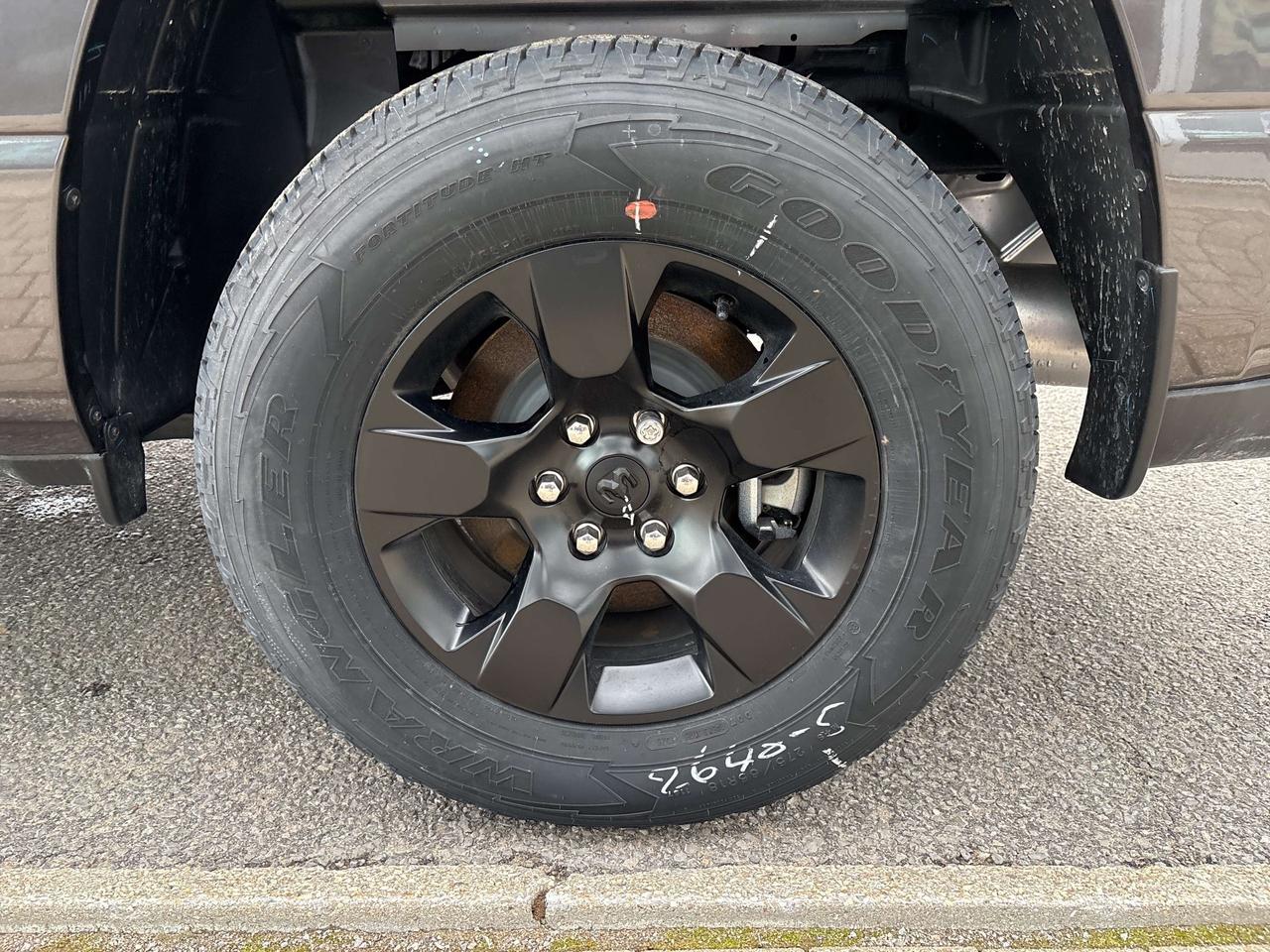 2025 RAM 1500 TRADESMAN Photo