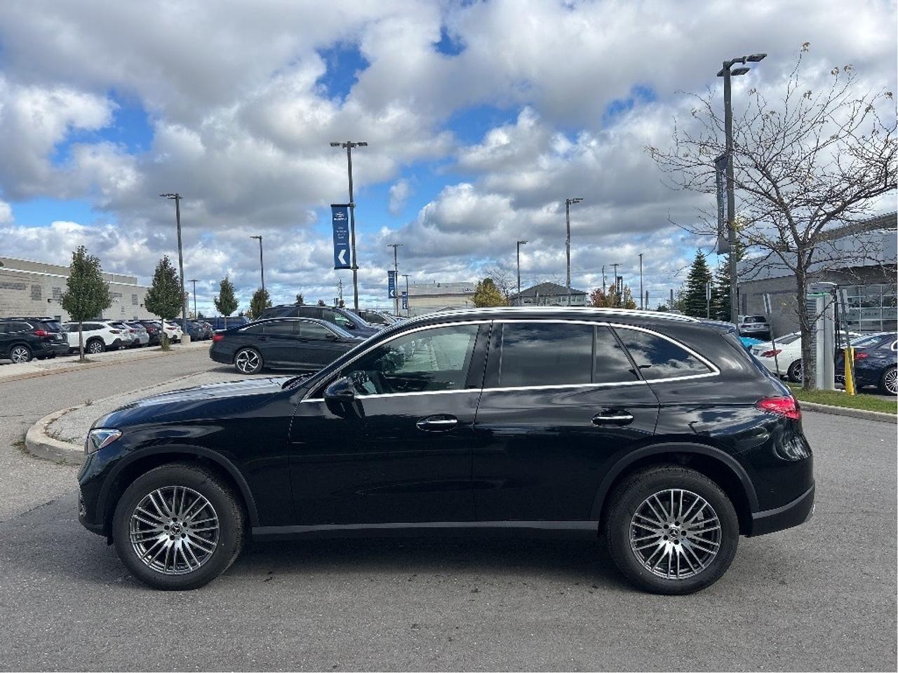 2026 Mercedes-Benz GLC GLC 300 Photo