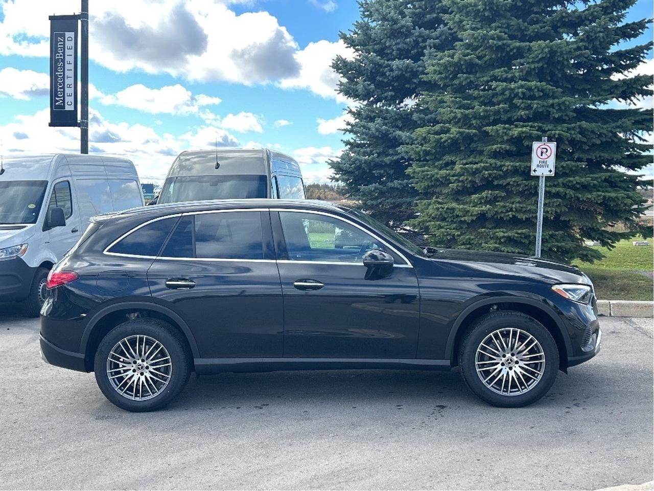 2026 Mercedes-Benz GLC GLC 300 Photo