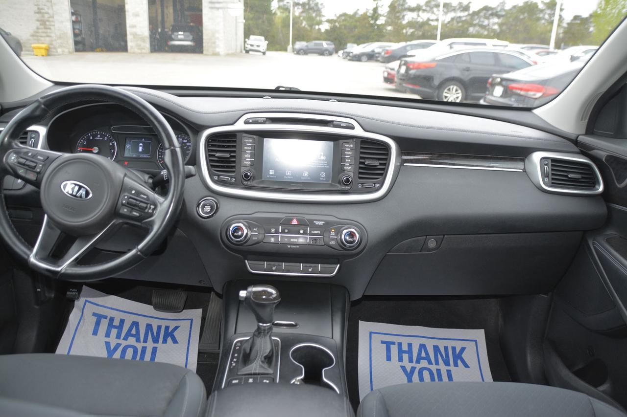 2017 Kia Sorento LX Photo