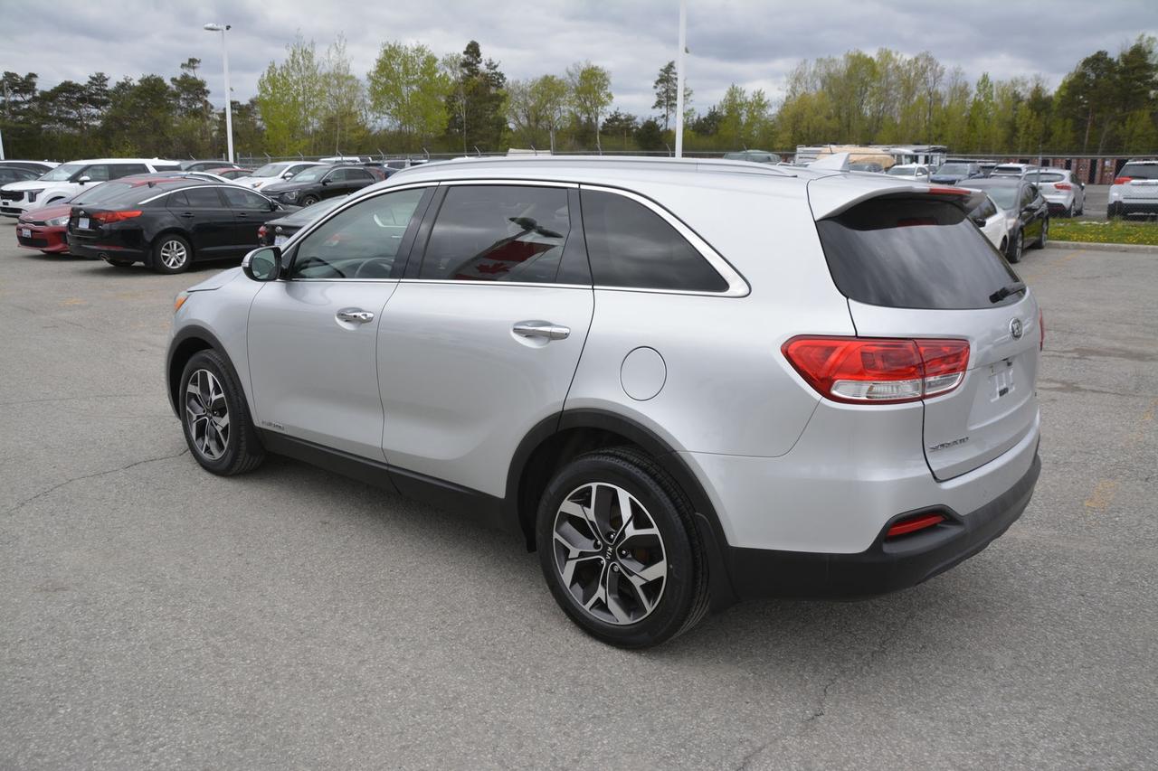 2017 Kia Sorento LX Photo