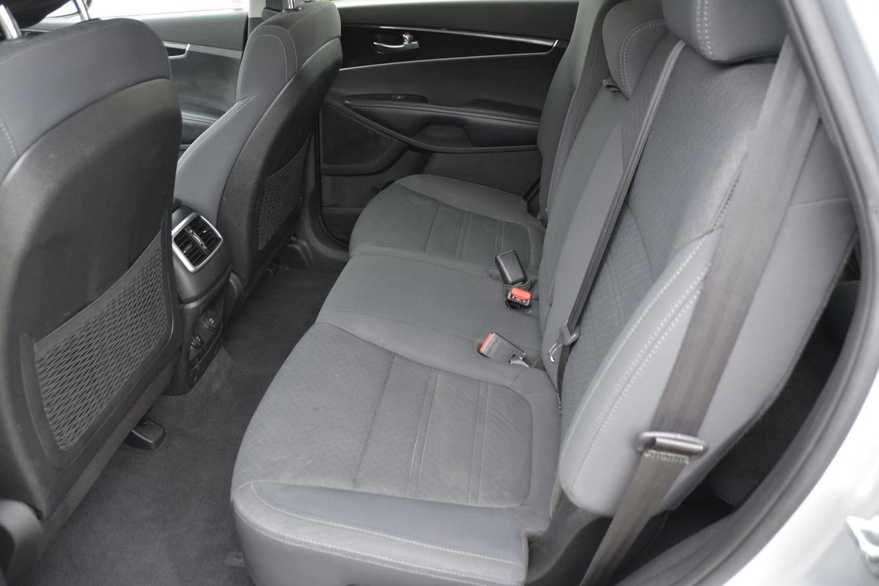 2017 Kia Sorento LX Photo