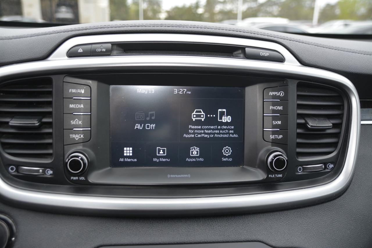 2017 Kia Sorento LX Photo