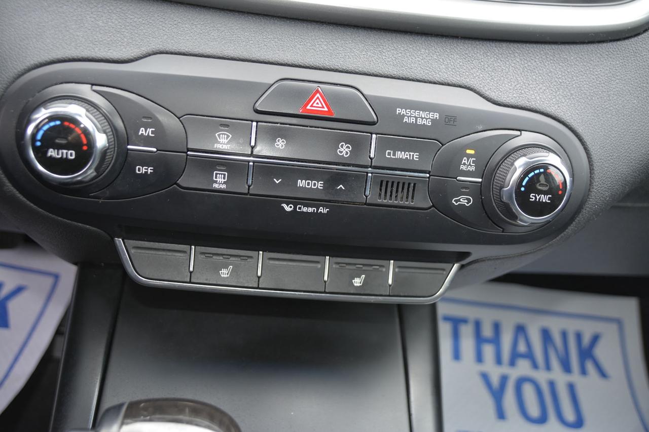 2017 Kia Sorento LX Photo