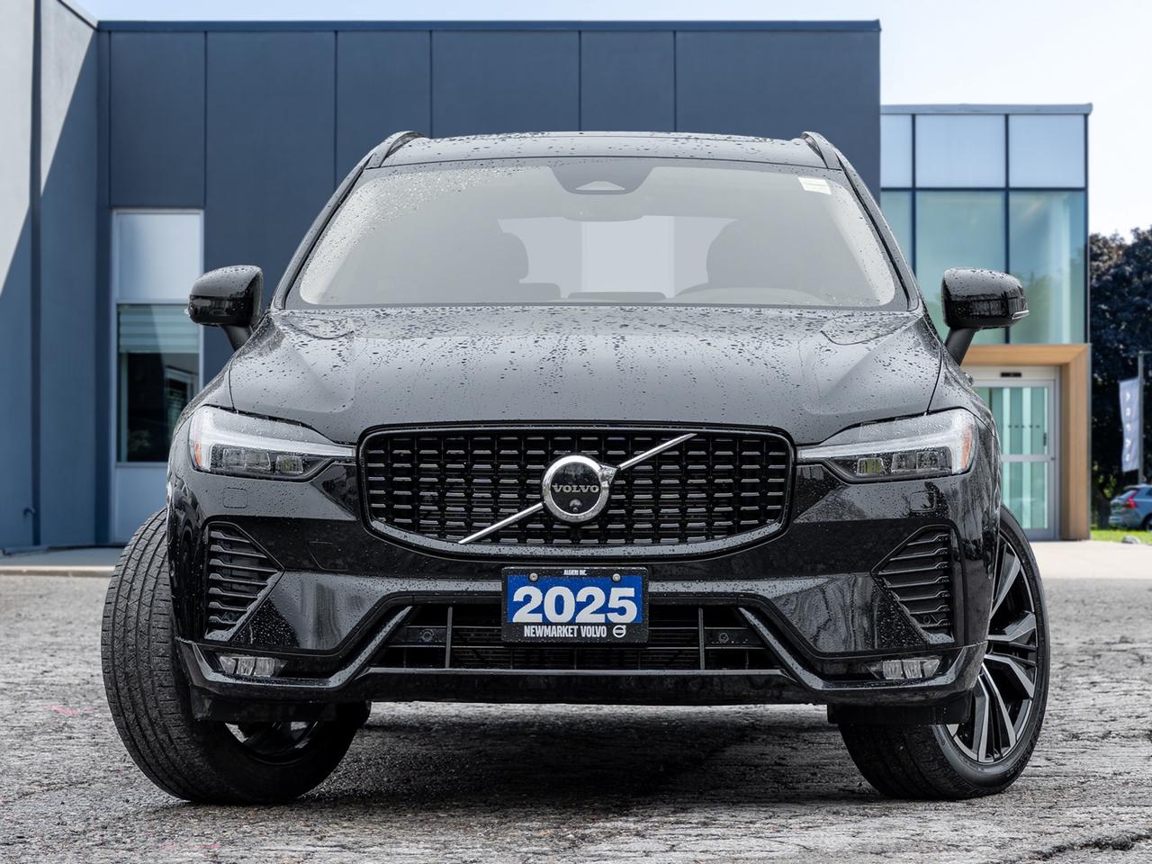 2025 Volvo XC60 B5 AWD PLUS  HARMAN KARDON  20" ALLOY WHEEL  CPO Photo