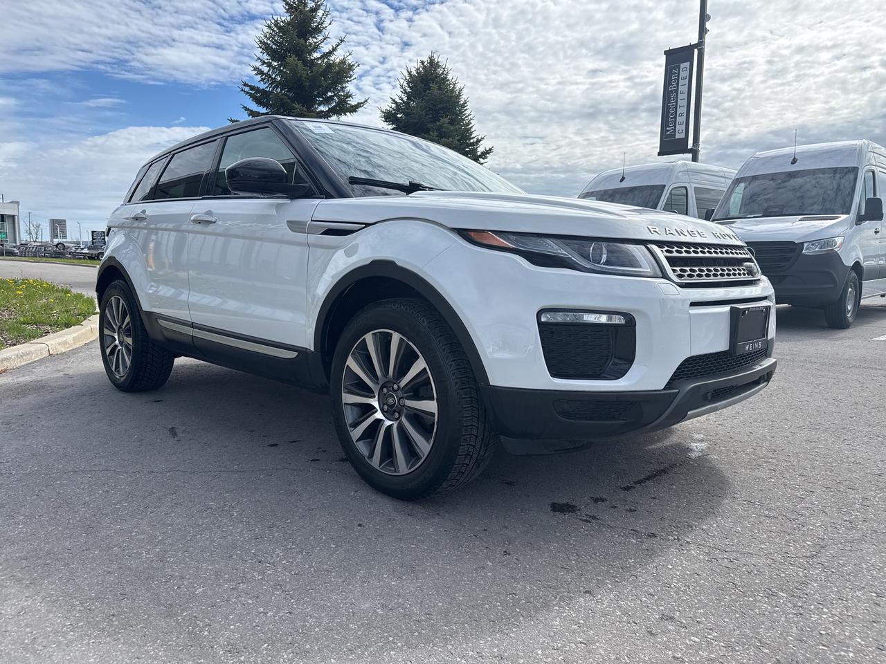 2018 Land Rover Range Rover Evoque Pano Roof Navi B-Cam Photo3