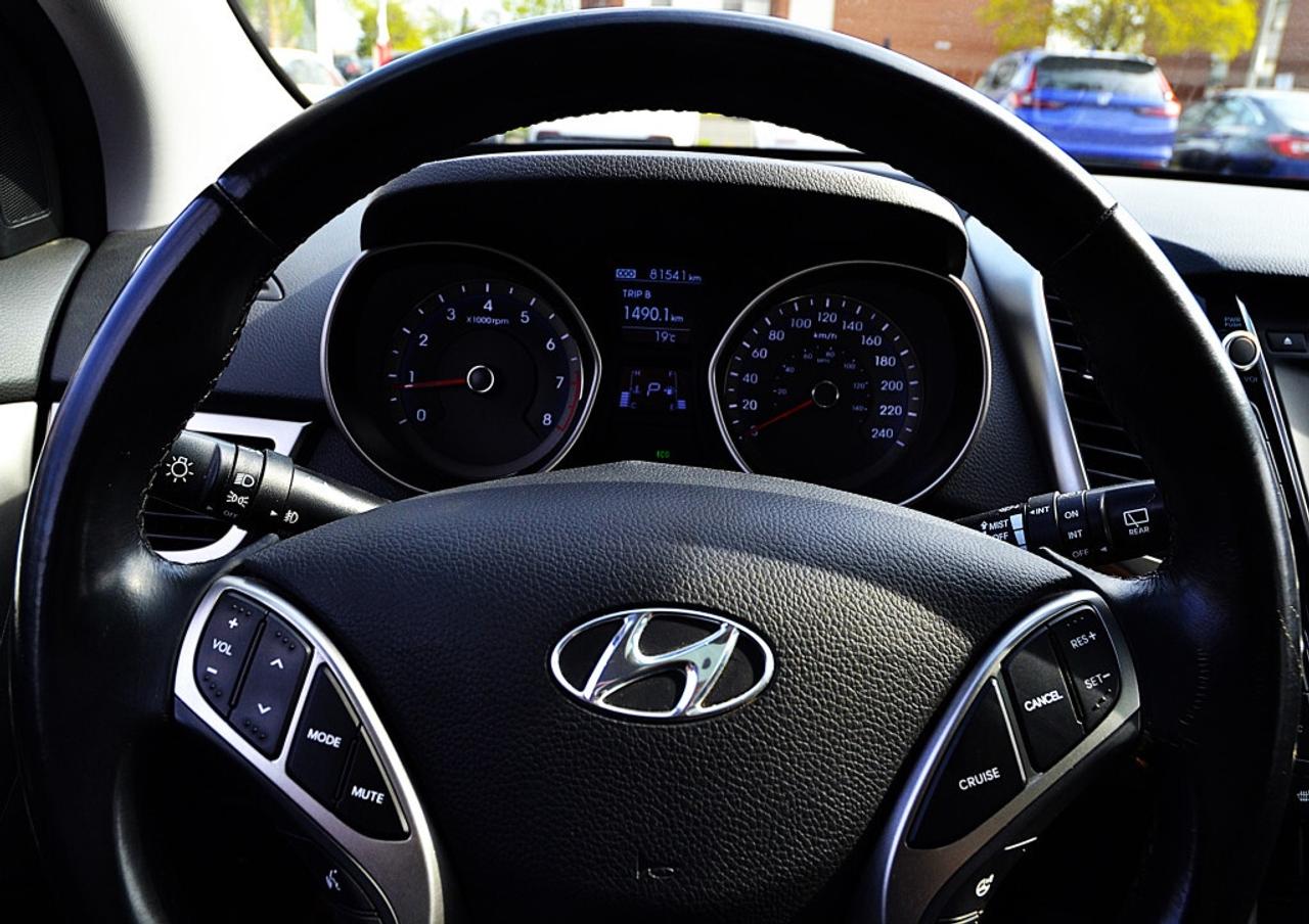 2013 Hyundai Elantra GT 5dr Hatchback GT AUTOMATIC 1.8L-BRAND NEW ENGINE!! Photo