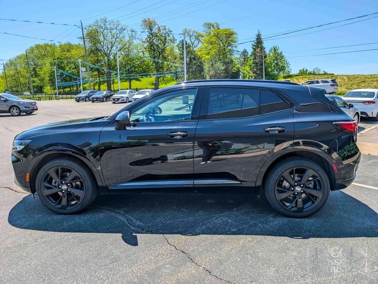 2022 Buick Envision Preferred-CLEAN CARFAX, RMT START, NAV, AWD & MORE Photo